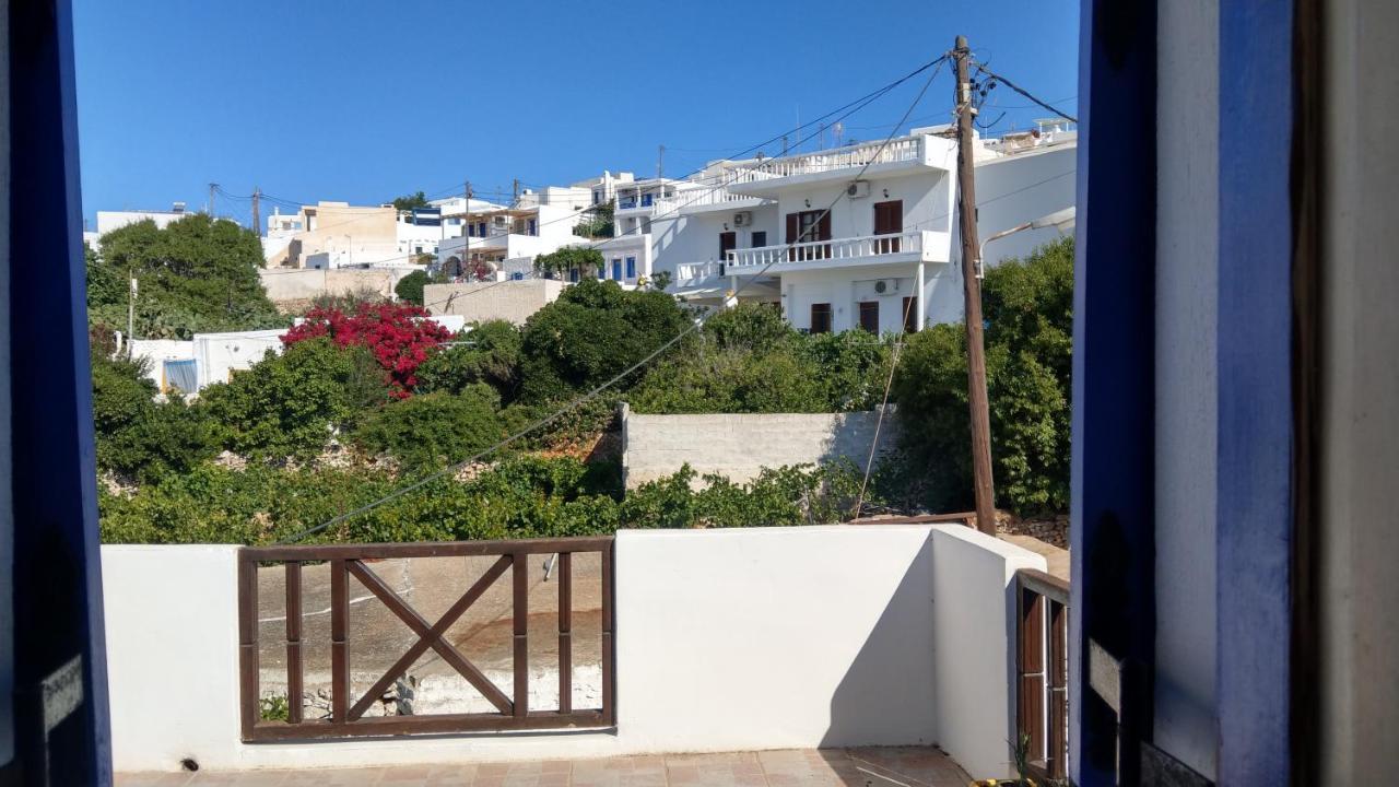 Chora Place Síkinos Buitenkant foto